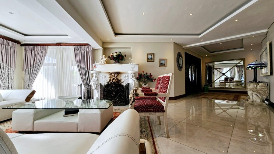 5 Bedroom Property for Sale in Baronetcy Estate Western Cape